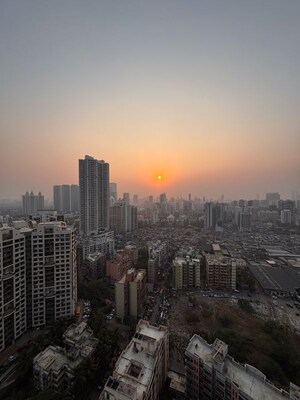 2 BHK Apartment – Exterior View View at Malad East - for Rent