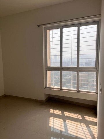 Room in 1 BHK Apartment at Puranik City Reserva, Ghodbunder Road – for Rent