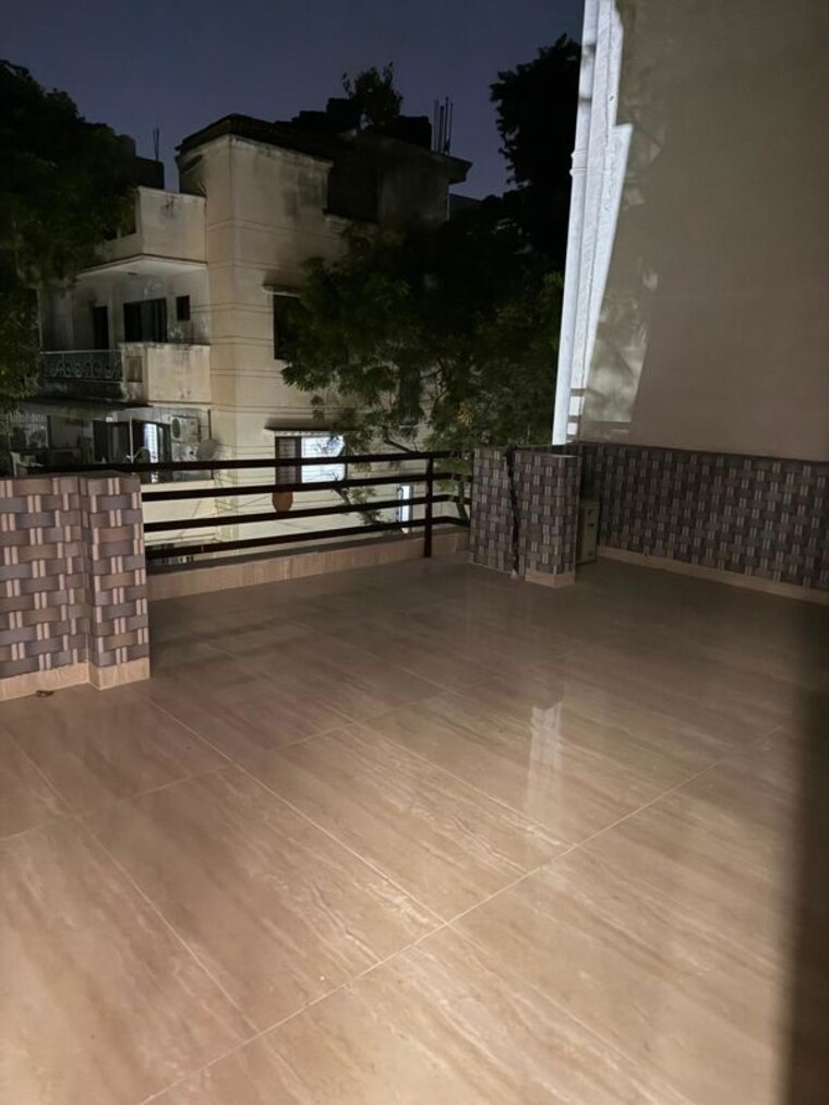 Balcony, saket 2 Bedroom 1200 Sq.Ft. Builder Floor In Saket Delhi 9956552