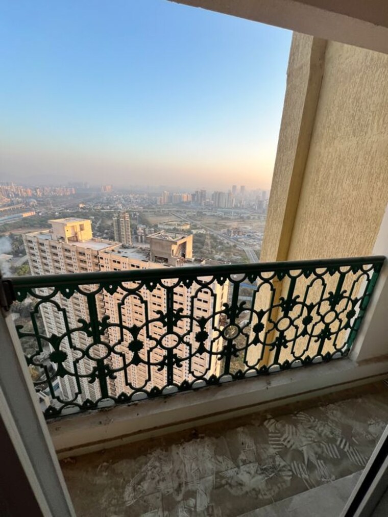 Balcony, arihant-clan-aalishan 3 Bedroom 1850 Sq.Ft. Apartment In Kharghar Sector 37 Navi Mumbai 9956587