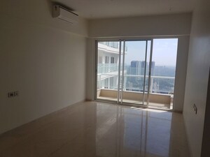 2 BHK Apartment For Rent in Omkar Alta Monte, Malad East