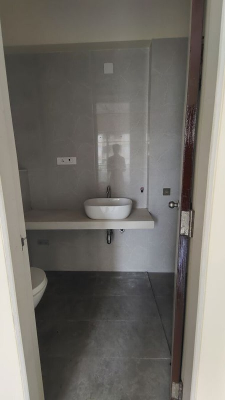Bathroom, ashar-edge 2 Bedroom 740 Sq.Ft. Apartment In Pokhran Road No Two Thane 9956588