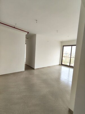 Room in 2 BHK Apartment at Naman Habitat, Andheri West – for Sale