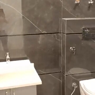 Furnished Amenities in 3 BHK Builder Floor at Puri Kohinoor Emporium, Sector 88 – for Rent