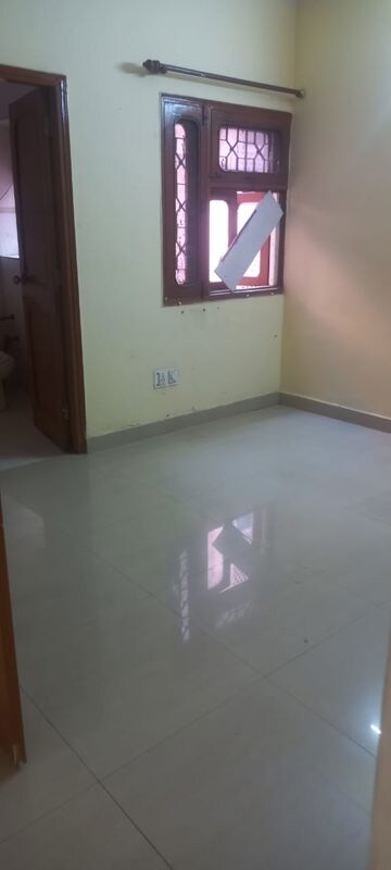 Bedroom in 2 BHK Apartment at Ip Extension – for Rent