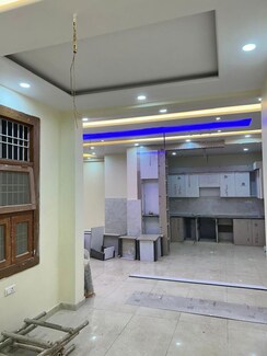 3.5 BHK + Extra Room Builder Floor For Sale in Shouryapuram