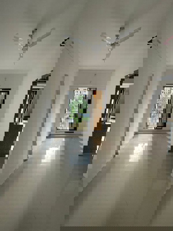 1 BHK 321 Sq.Ft. Apartment in Tiara Hills