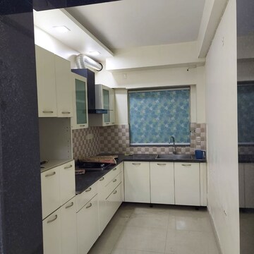 Kitchen in 3.5 BHK Builder Floor at BPTP Elite Floors, Kheri Khurd – for Rent