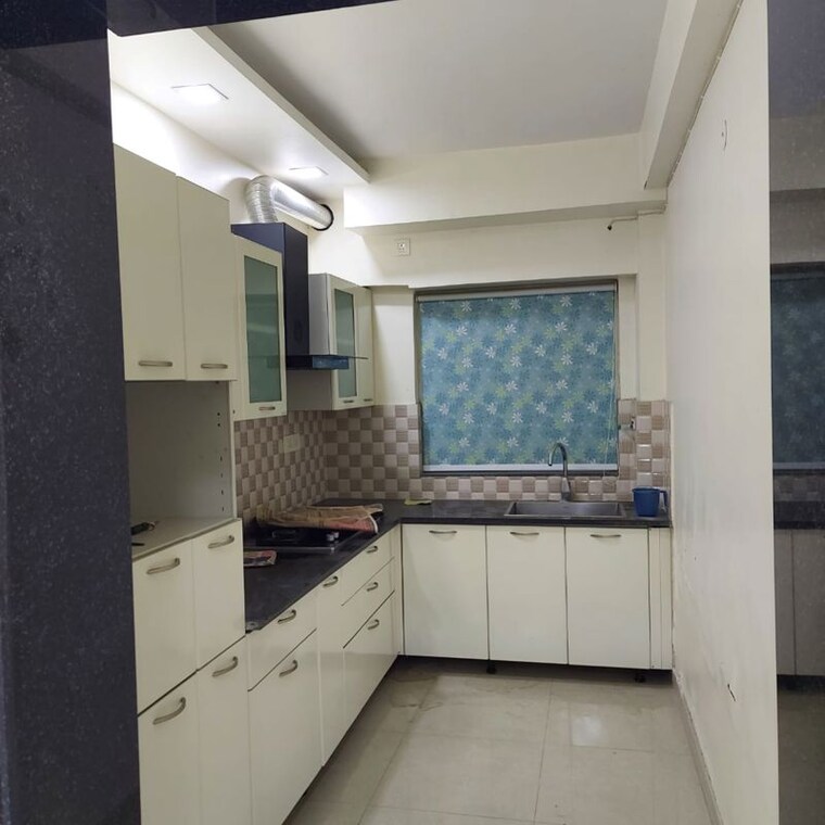 Kitchen, bptp-elite-floors 3.5 Bedroom 250 Sq.Yd. Builder Floor In Kheri Khurd Faridabad 9956679
