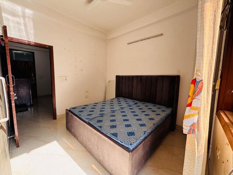 Bedroom, saket 1 RK 200 Sq.Ft. Builder Floor In Saket Delhi 9956709