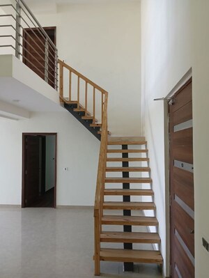 Staircase in 4 BHK Apartment at Bhan Nagar – for Rent