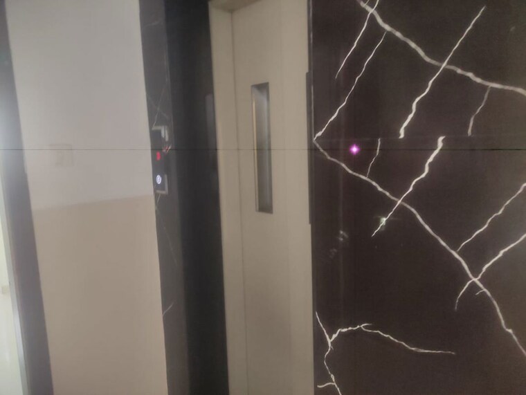 undefined, guruwar peth 1 RK 350 Sq.Ft. Apartment In Guruwar Peth Pune 9956648