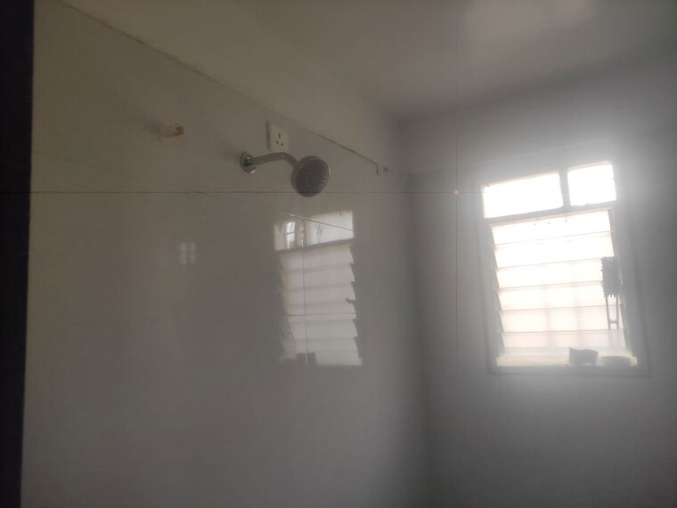 Room, guruwar peth 1 RK 350 Sq.Ft. Apartment In Guruwar Peth Pune 9956648