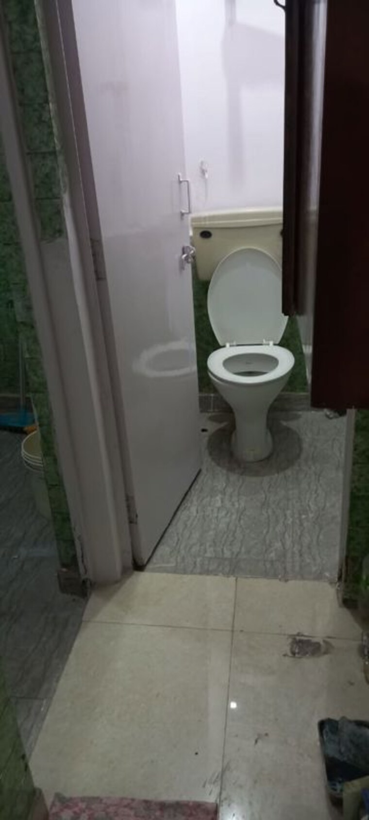 Bathroom, ip extension 2 Bedroom 950 Sq.Ft. Apartment In Ip Extension Delhi 9956746