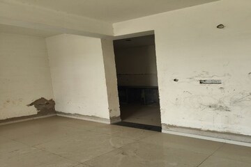 Room in 3 BHK Builder Floor at Khamardih – for Sale