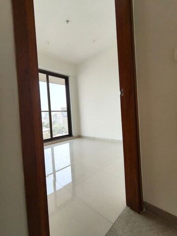 Room in 3 BHK Apartment at Naman Habitat, Andheri West – for Sale