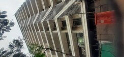 2 BHK + Servant Room Apartment For Sale in Khar West