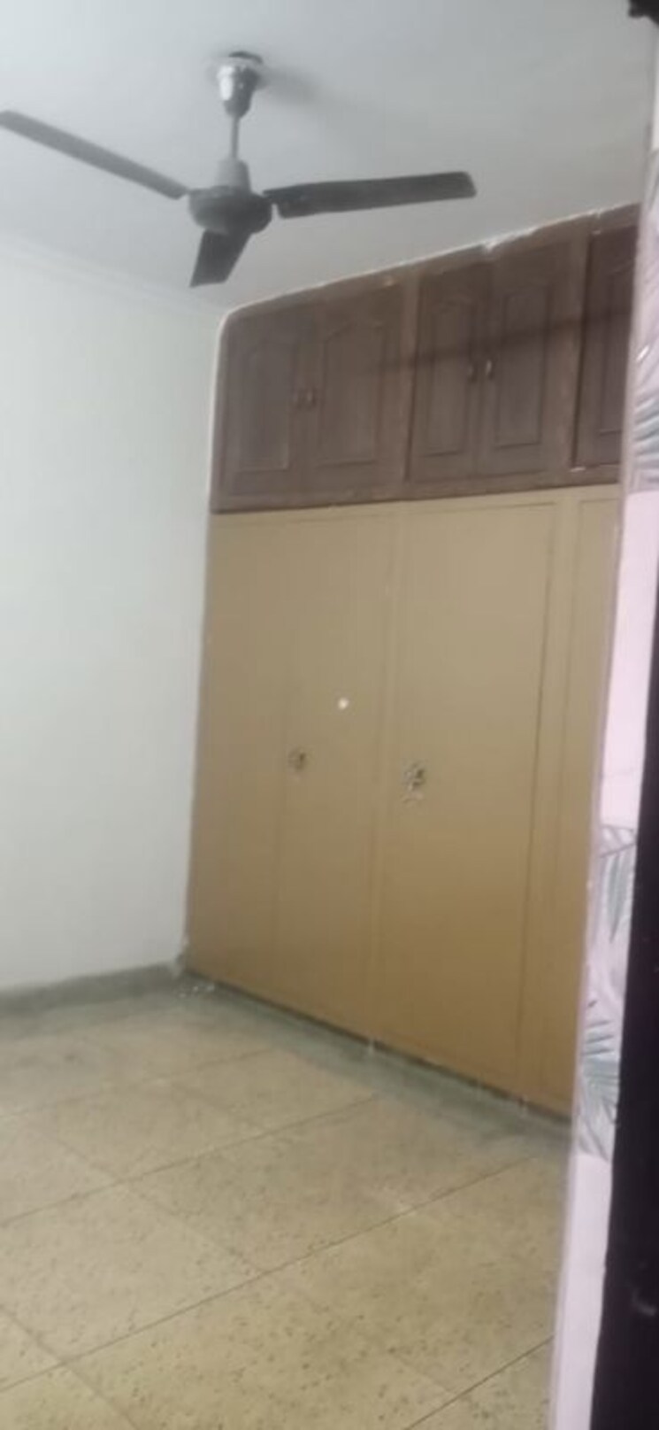 undefined, laxmi nagar 2 Bedroom 500 Sq.Ft. Builder Floor In Laxmi Nagar Delhi 9956846