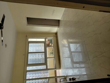 Furnished Amenities in 3 BHK Apartment at Siddharth Vihar – for Rent