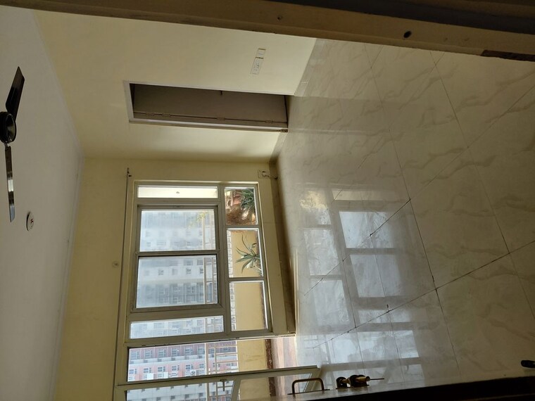 undefined, siddharth vihar 3 Bedroom 1800 Sq.Ft. Apartment In Siddharth Vihar Ghaziabad 9956849