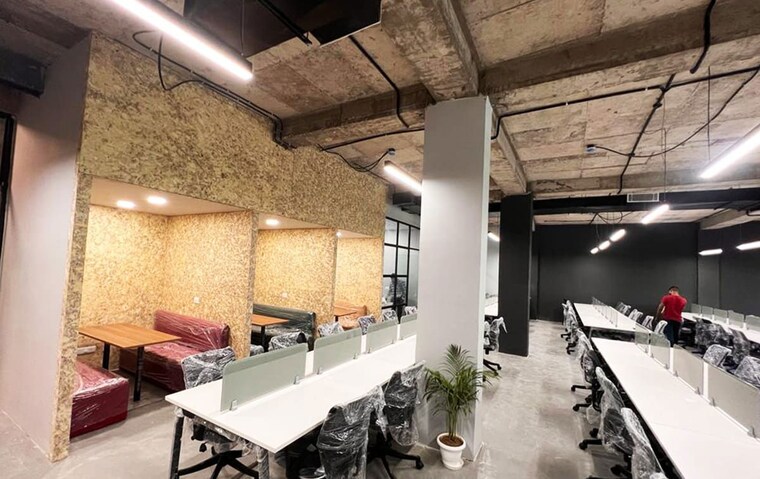 Team Area, koregaon park Commercial Office Space 5700 Sq.Ft. In Koregaon Park Pune 9956868