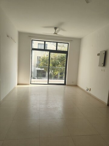 Room in 3 BHK Builder Floor at Vatika Primrose Floors, Sector 82 – for Sale