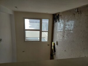 Room in 3.5 BHK Apartment at Siddharth Vihar – for Rent