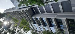 3 BHK + Servant Room Apartment For Sale in Santacruz West