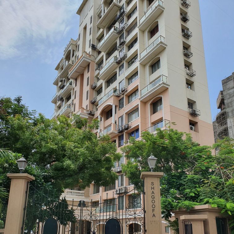 4 BHK + Servant Room 2520 Sq.Ft. Builder Floor in New Palm Beach CHS