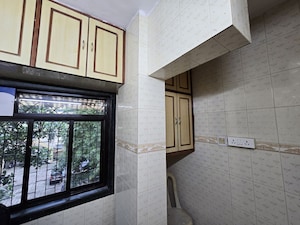 Room in 4 BHK Builder Floor at New Palm Beach CHS, Nerul Sector 4 – for Rent