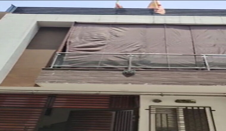 Balcony, sector 1 greater noida 3.5 Bedroom 2079 Sq.Ft. Villa In Sector 1 Greater Noida Greater Noida 9943894