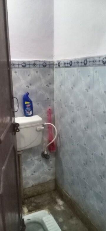 Bathroom in 2 BHK Builder Floor at Laxmi Nagar – for Rent