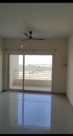 2 BHK Apartment For Rent in Pardos Okas Residency