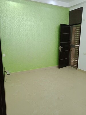 Room in 3 BHK Apartment at Shakti Khand Iii – for Sale