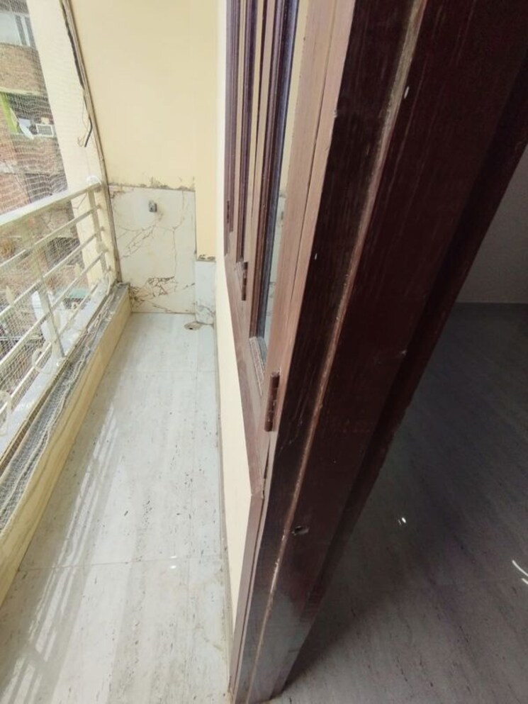 Balcony, chattarpur 1 Bedroom 480 Sq.Ft. Builder Floor In Chattarpur Delhi 9750416