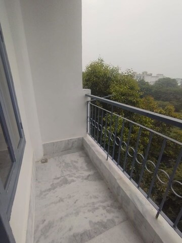 Balcony in 1 RK Builder Floor at Chattarpur – for Rent