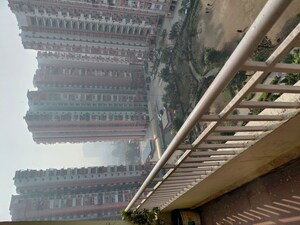 Staircase in 2.5 BHK Apartment at Siddharth Vihar – for Rent