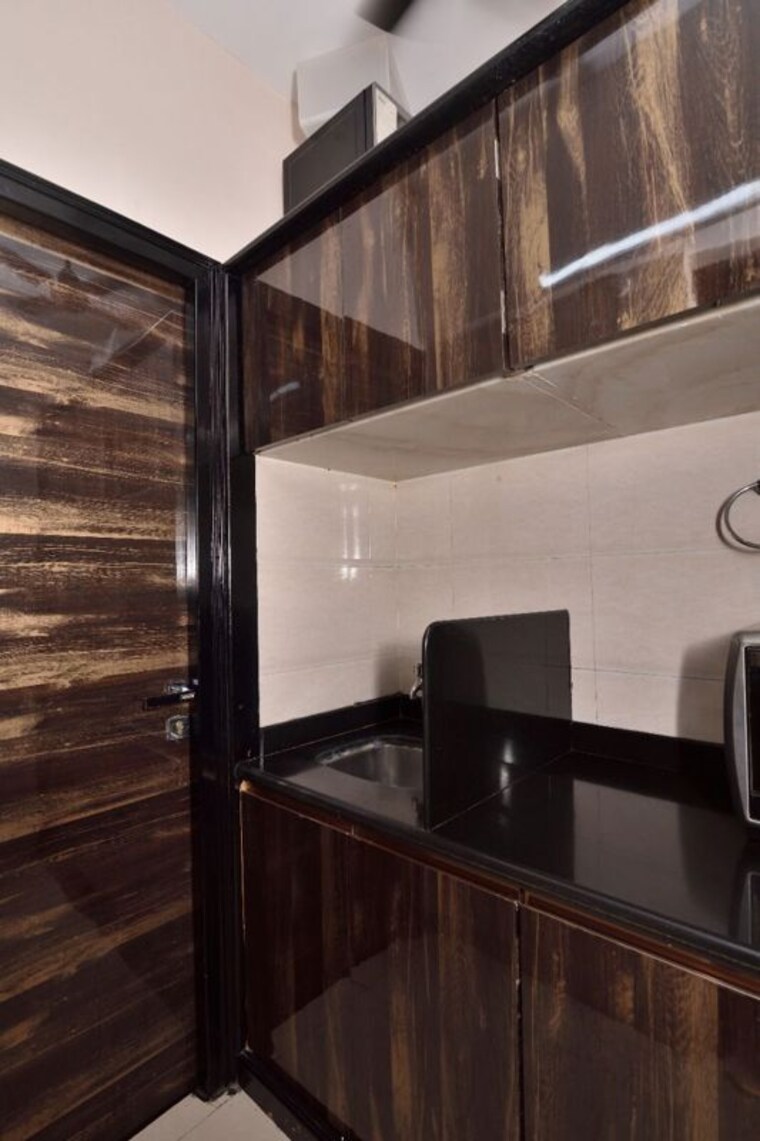 Kitchen, regiland-apartment 3 Bedroom 1250 Sq.Ft. Apartment In Bandra West Mumbai 9957798
