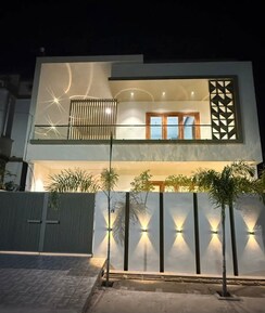 3 BHK + Pooja Room,Servant Room,Study Room,Extra Room Villa For Sale in Gomti Nagar