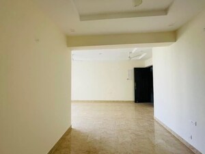 Room in 2 BHK Apartment at MI Rustle Court, Gomti Nagar – for Rent