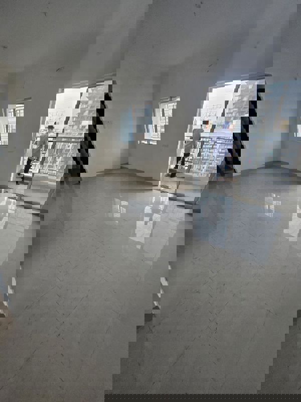 2 BHK 1150 Sq.Ft. Apartment in Salarpuria H And M Royal