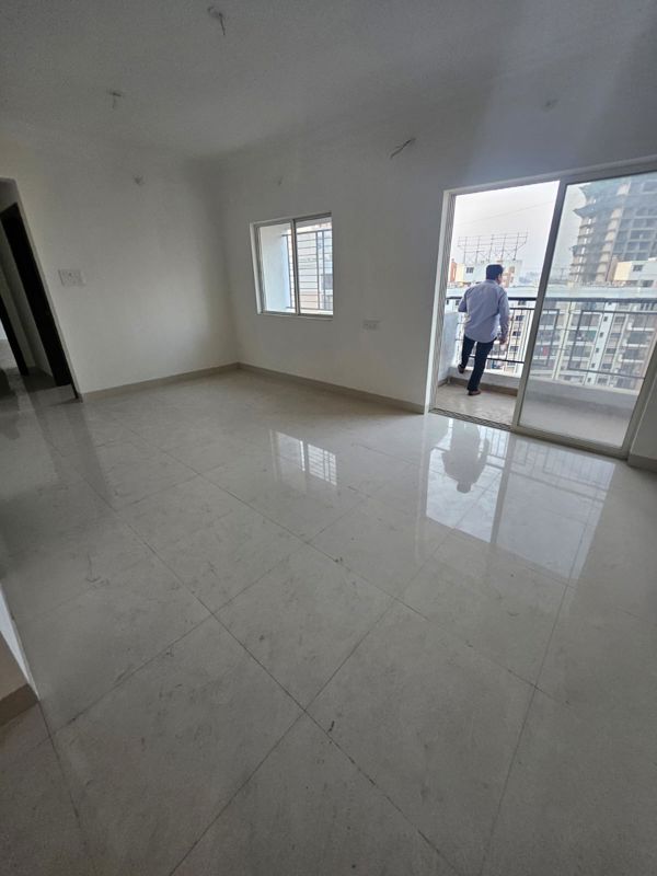 2 BHK Apartment For Sale in Salarpuria H And M Royal