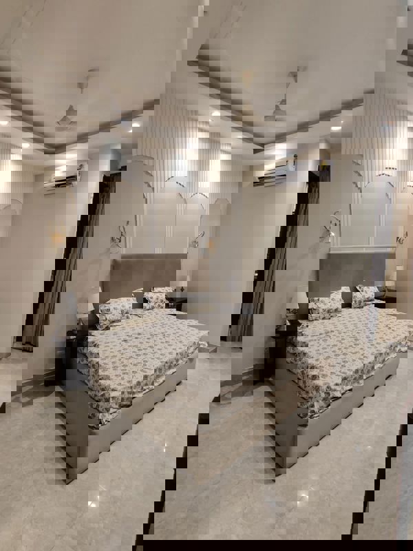 4 BHK 1800 Sq.Ft. Apartment in Silver Leaf II