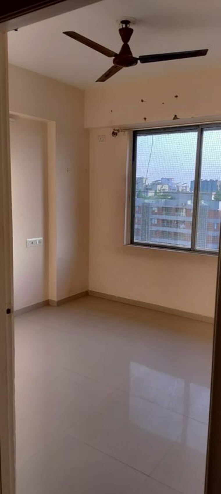 Room, satellite 2 Bedroom 1258 Sq.Ft. Apartment In Satellite Ahmedabad 9957888