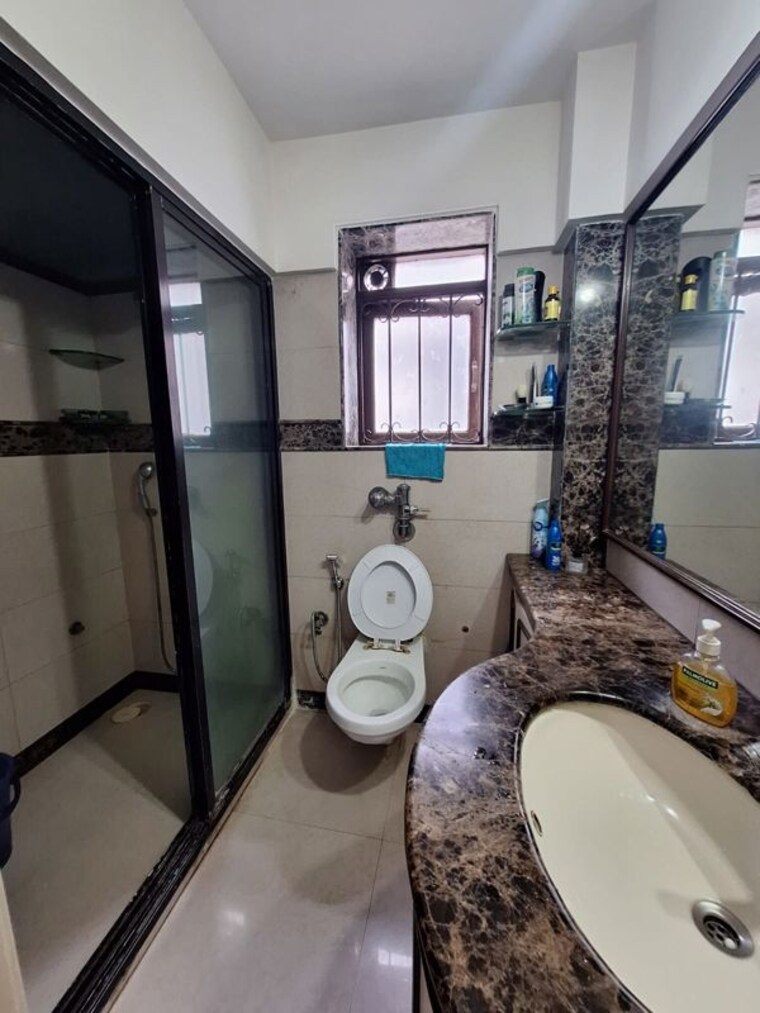 Attached Bathroom, ariane-apartment 3 Bedroom 1300 Sq.Ft. Apartment In Bandra West Mumbai 9957892