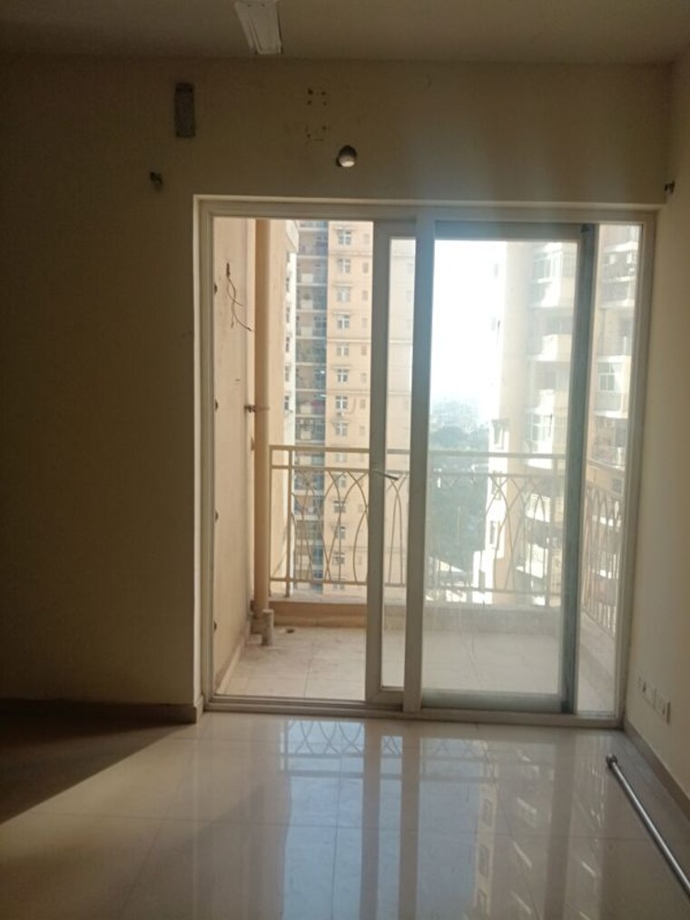 Room, mahagun-mywoods-iii 3 Bedroom 1225 Sq.Ft. Apartment In Sector 16c Greater Noida Greater Noida 9957924