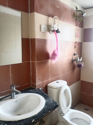 Master Bedroom in 3 BHK Apartment at Mahagun Mywoods III, Sector 16c Greater Noida – for Rent