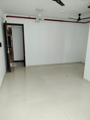Room in 2 BHK Apartment at Sunteck Avenue 2, Goregaon West – for Rent