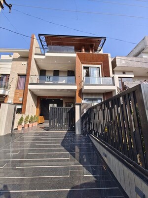 5 BHK Villa For Sale in Hoskote