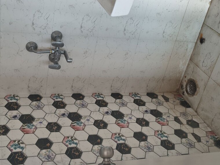 Attached Bathroom, migsun-ultimo 2 Bedroom 695 Sq.Ft. Apartment In Omicron Iii Greater Noida Greater Noida 9958085